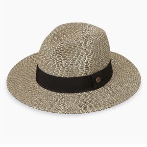 Wallaroo Josie Sun hat
